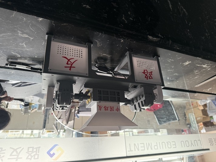 為給客戶帶來更好的觀感體驗，路友將撕碎機做成了1：1的模型